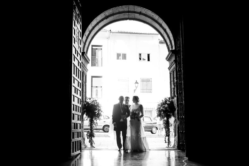 Bemoiety.com - Paula y Abraham - Preciosa y emotiva boda en finca la capilla, Malaga