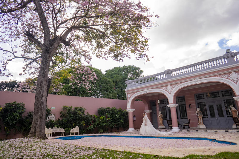 Bemoiety.com - Sesión Dress Gaby González - Les comparto algunas fotitos de una sesión que tuve en una de las casas más emblematicas de Mérida, Yucatán.