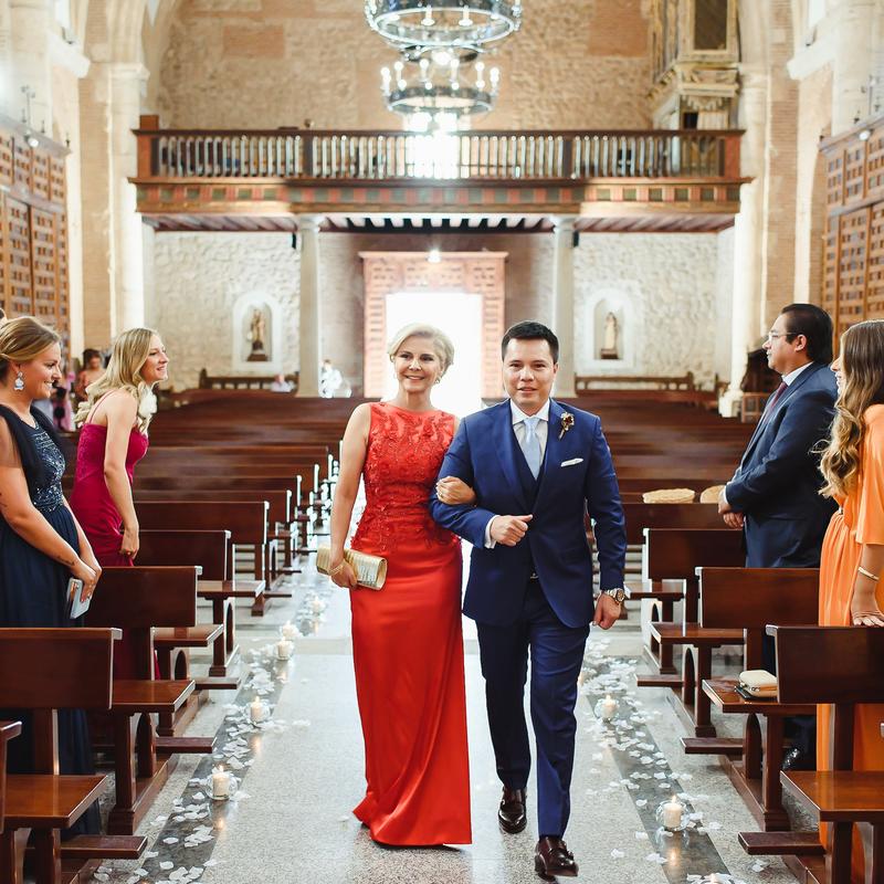 Bemoiety.com - Best wedding shoots 2020-21 - Recopilación de los mejores momentos de las bodas de 2020 y 2021.